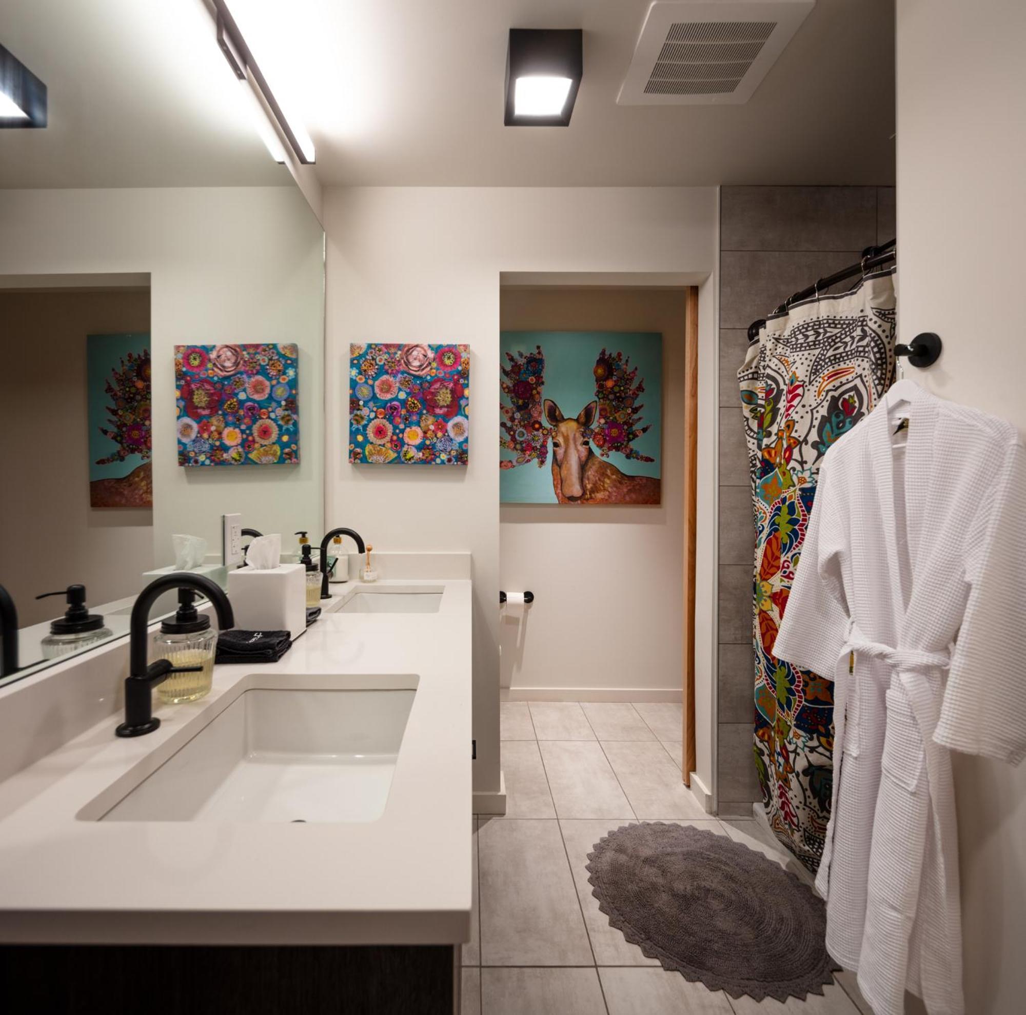 Gorgeous Midtown Condo Bozeman Ngoại thất bức ảnh